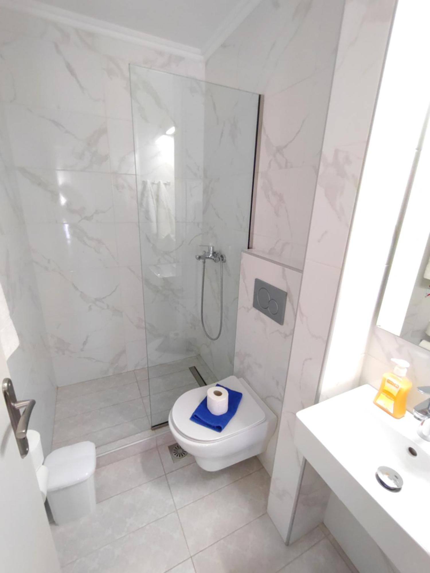 Ioli Apartments Limenas  Bilik gambar